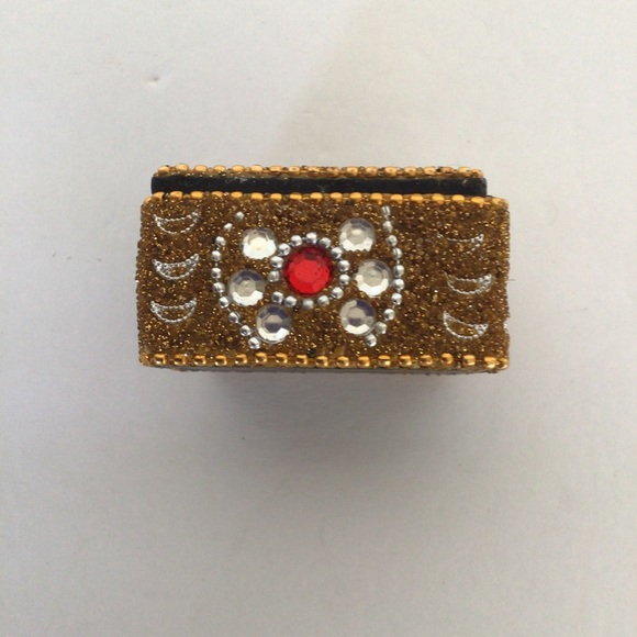 PIER ONE JEWELED TRINKET BOX - Picture 6 of 9